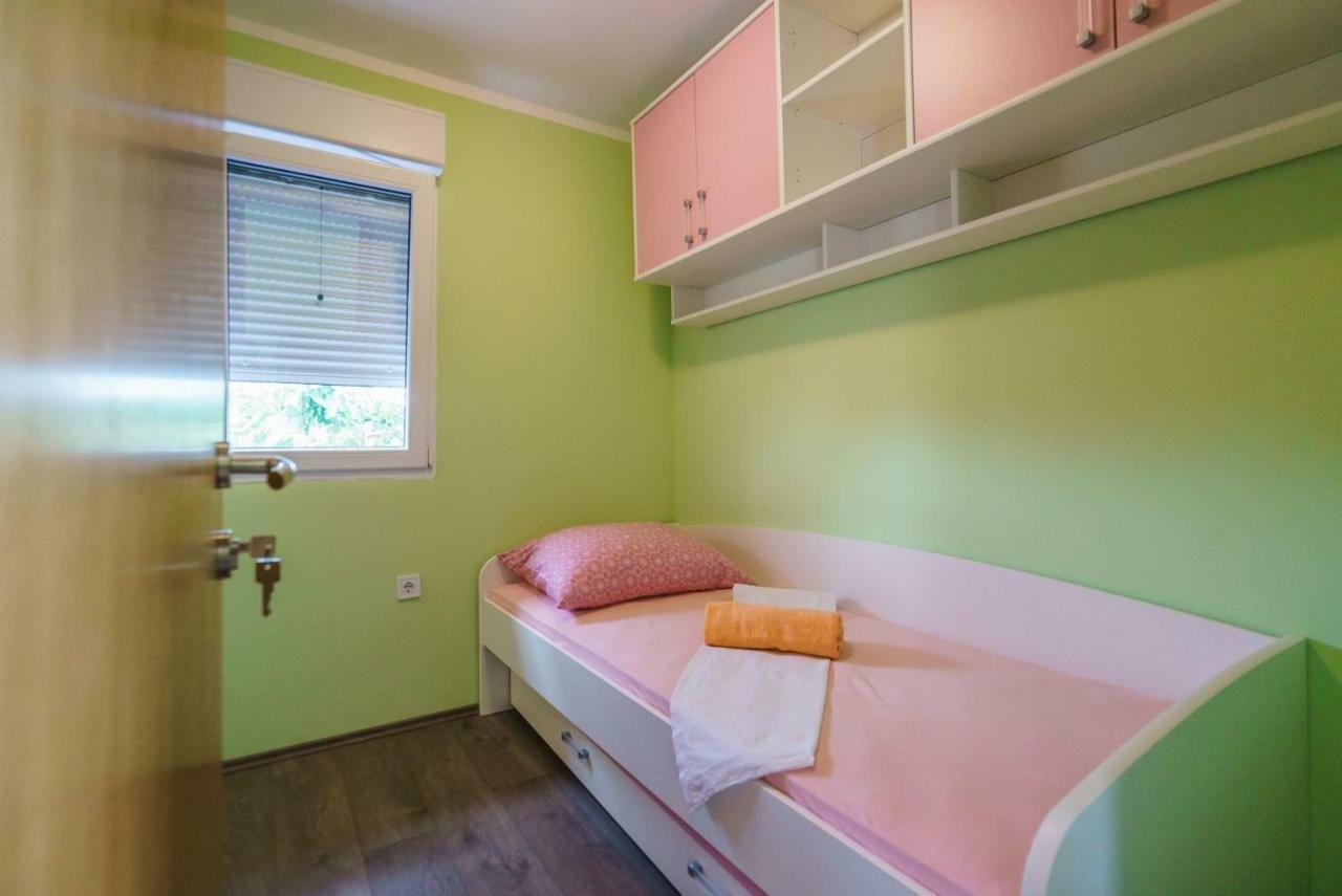 Apartmani Stobrec Split Exterior photo